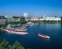 Hamburg/Elbe: Jungfernstieg, boat trip on the inner Alster
